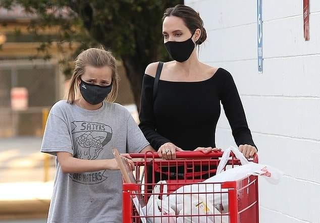 Angelina Jolie picks up school supplies in LA