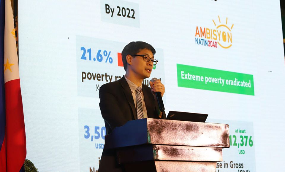 Palace not keen to move NEDA chief to PhilHealth
