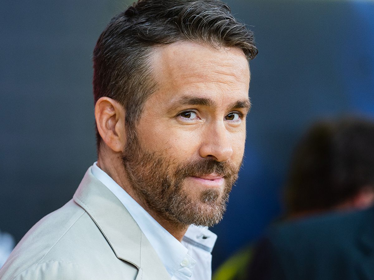 Ryan Reynolds to teens: Stop partying during pandemic