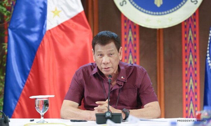 Duterte not resigning, says Palace official
