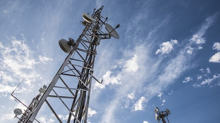 Solon warns telecom firms over false internet speed claims