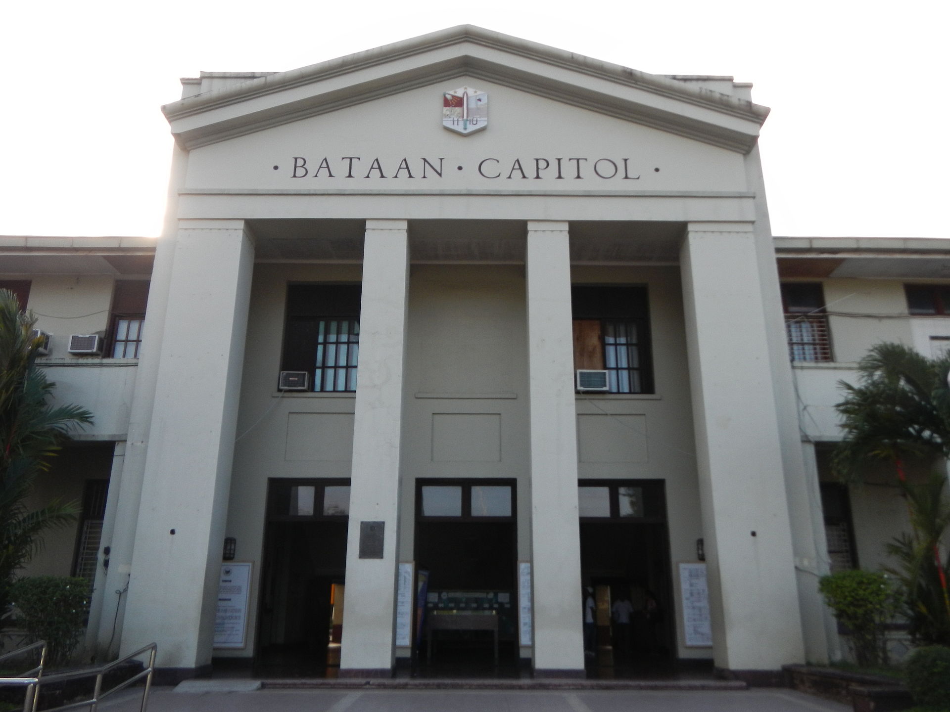 Bataan capitol, Samal town best implementors in infra projects