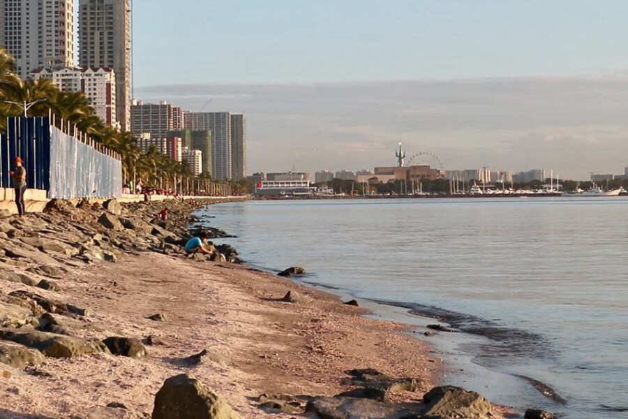 Villar calls for improved sewerage system to save Manila Bay